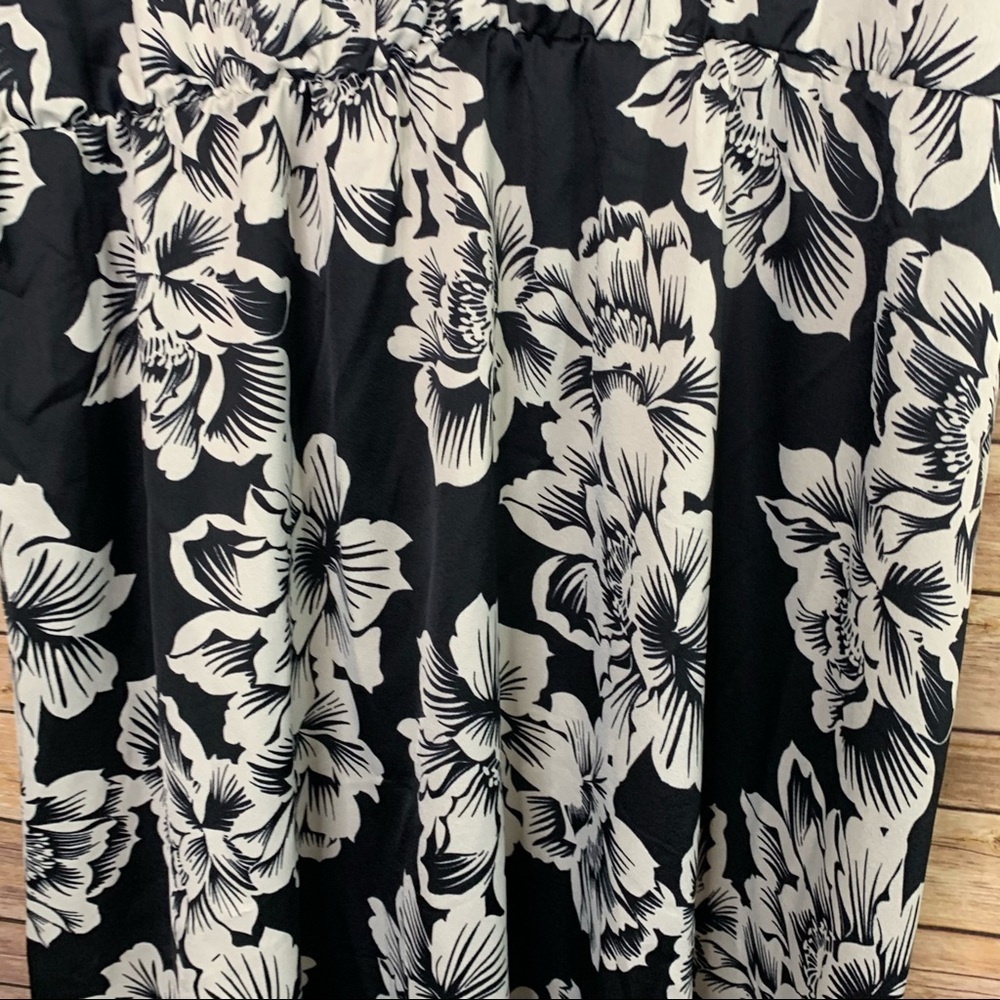 Eloquii Black and White Floral Midi Dress Bold Print - Picture 7 of 11